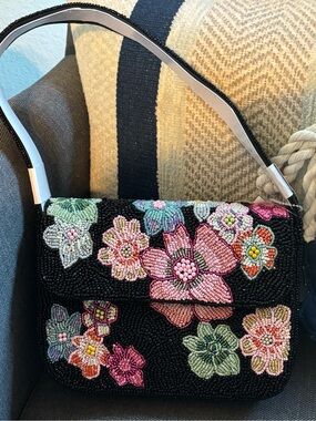 Beaded Floral Shoulder Bag in Black and Pink